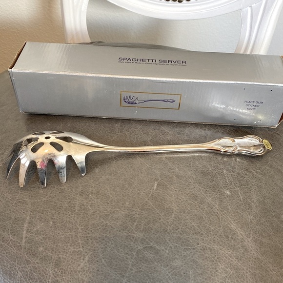 Silver plated Spaghetti Server - Picture 3 of 4